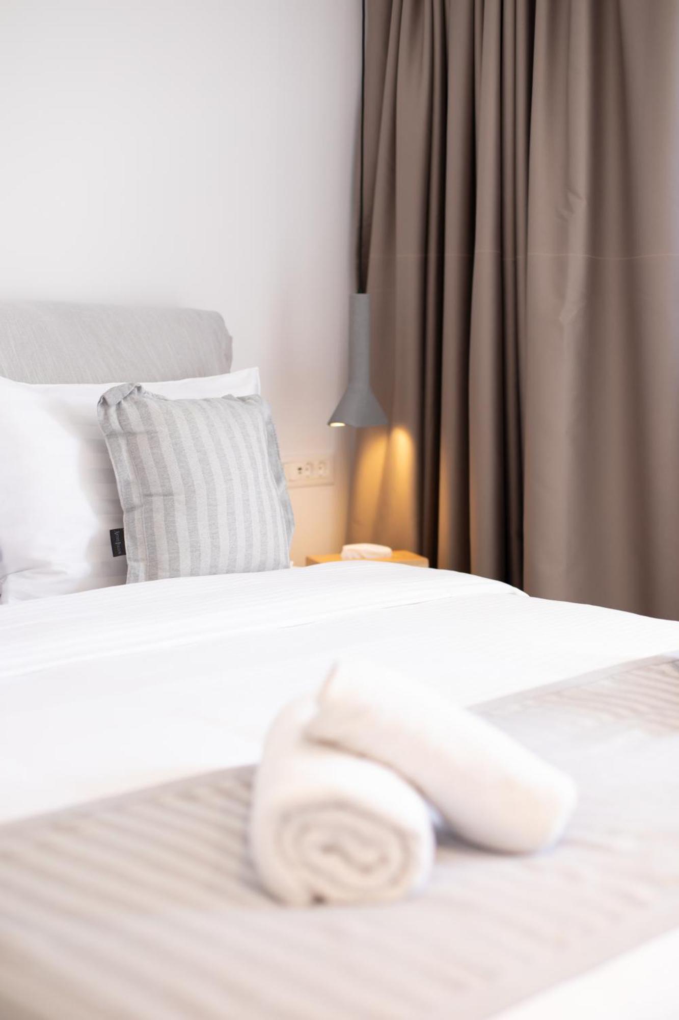 Appart hôtel Mytheo *